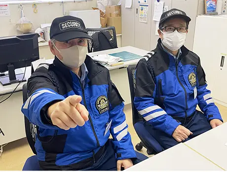 《東戸塚駅より徒歩3分》日勤のみの施設警備！60代活躍中♪初心者も始めやすい◎