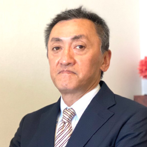 下山取締役