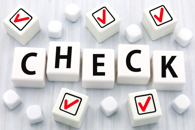 チェックの文字