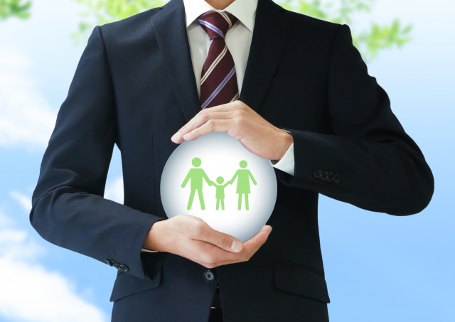 人を守っている人